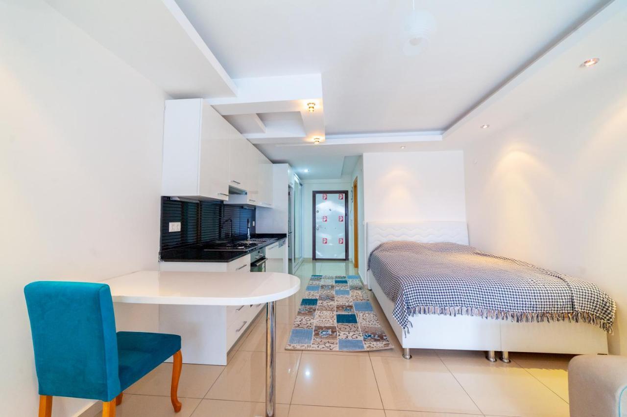 Apartament Crystal Park 2 - 4 *